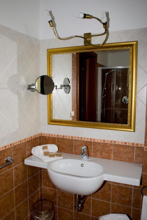 Hotel La Fornace San Vicenzo di Galliera Zimmer foto