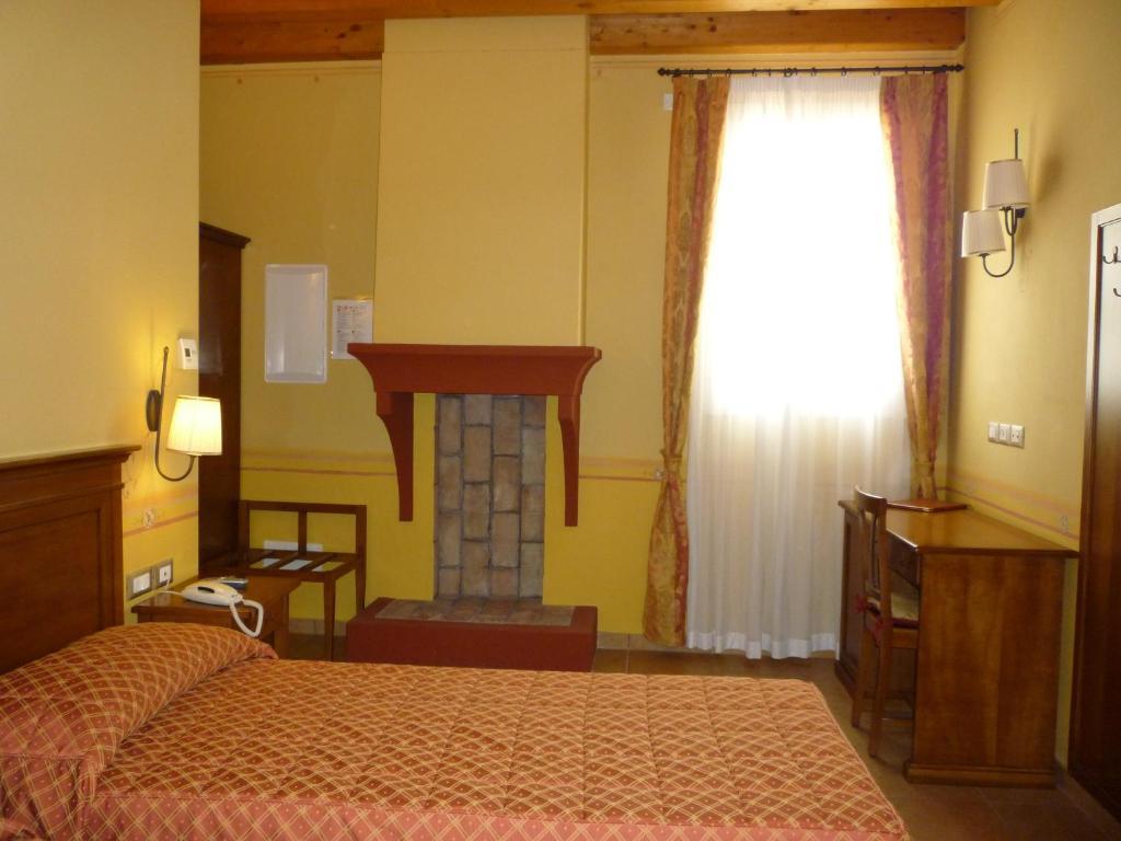 Hotel La Fornace San Vicenzo di Galliera Zimmer foto